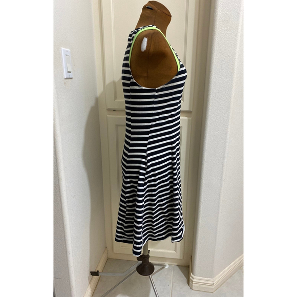 Old Navy Striped Jersey Swing Dress Size MEDIUM - Picture 3 of 5